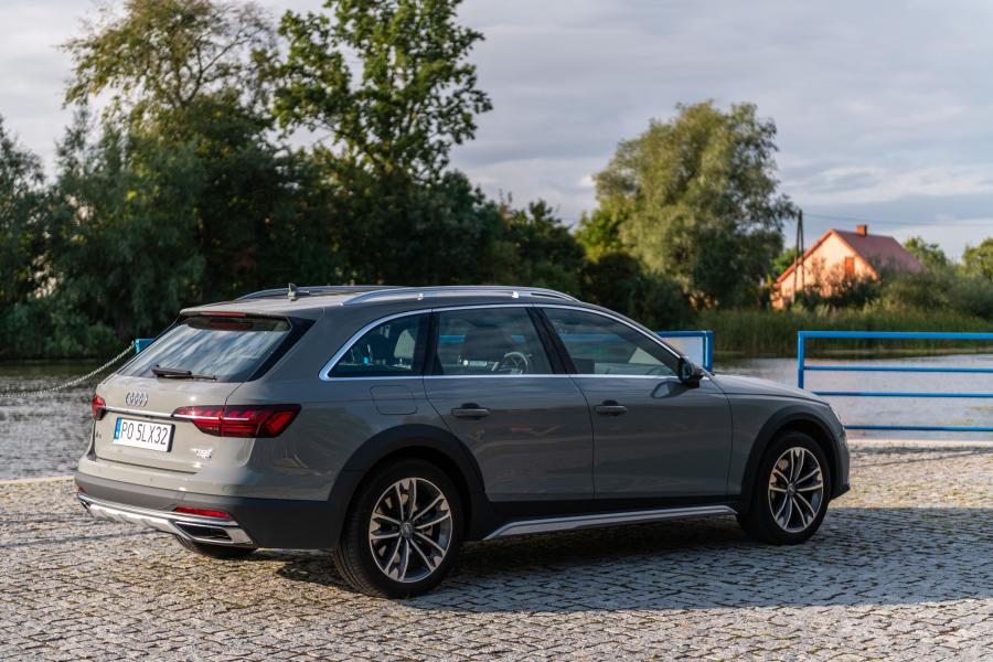 Audi A4 Allroad 40 TDI Quattro (B9) 2019 года  (WW) (фото 15 из 40)